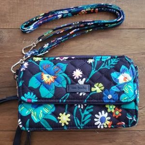 Iconic RFID All in One Crossbody Vera Bradley